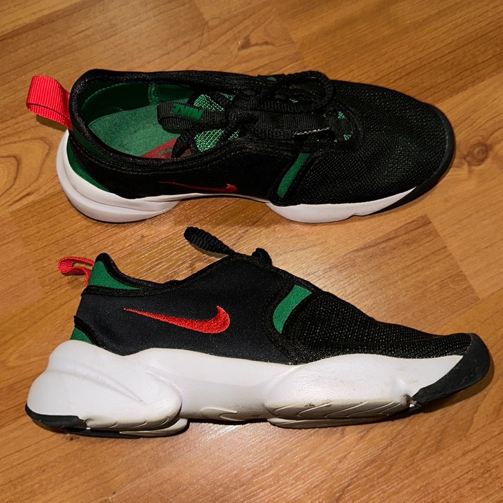 Low top nikes